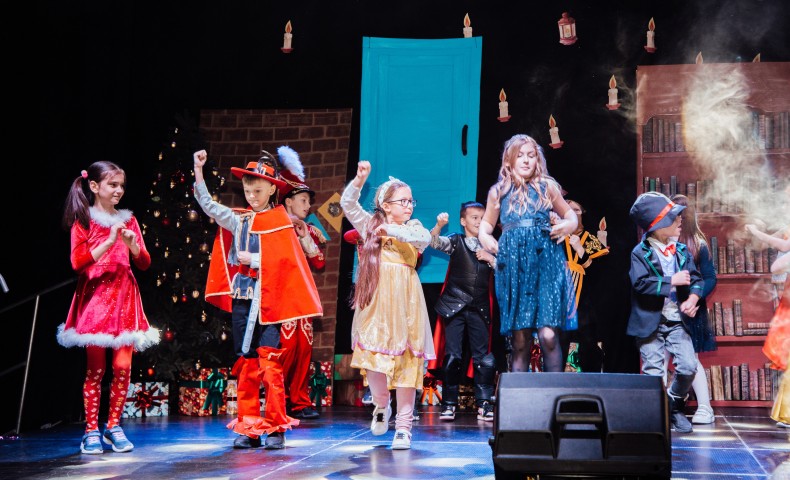 Primary Christmas Play 2022 - image 97