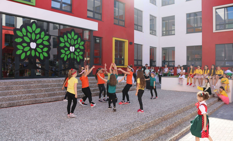 International Day - image 33