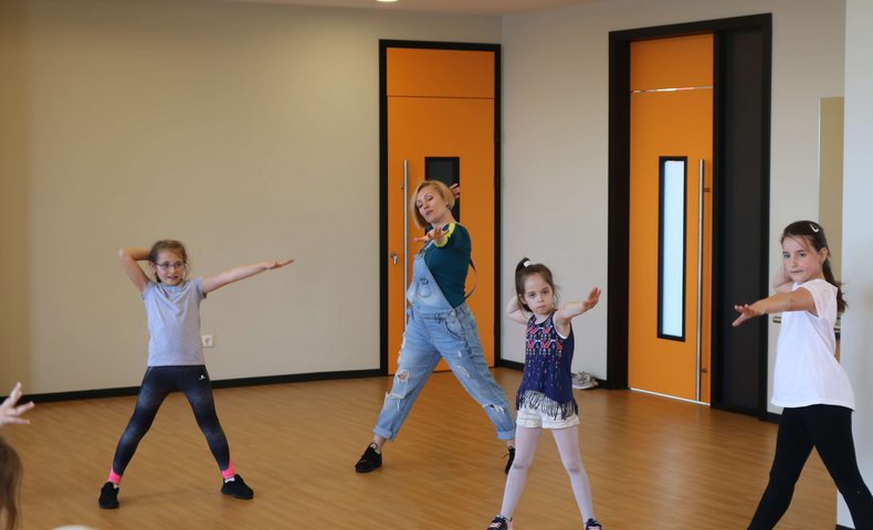 Extracurricular Clubs - image 16