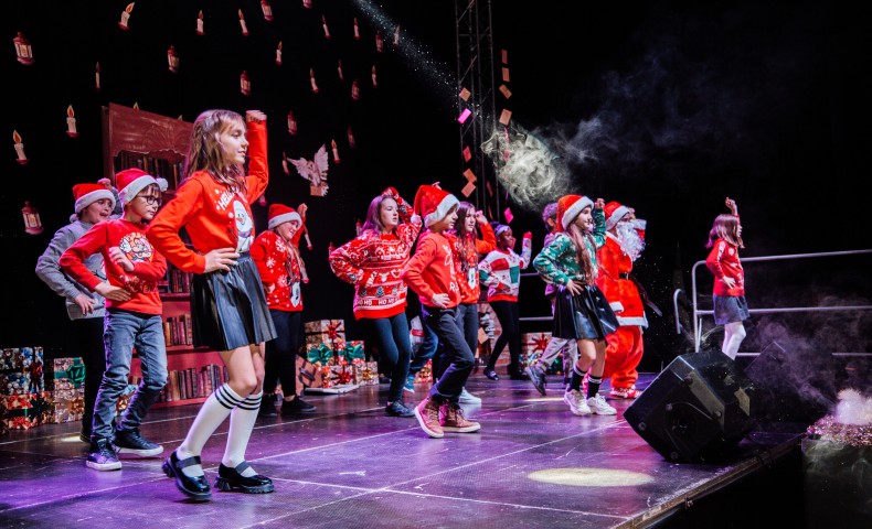 Primary Christmas Play 2022 - image 191