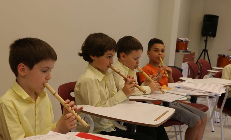 Extracurricular Clubs - image 86