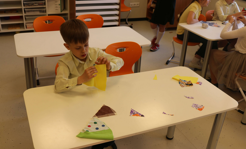 Extracurricular Clubs - image 1