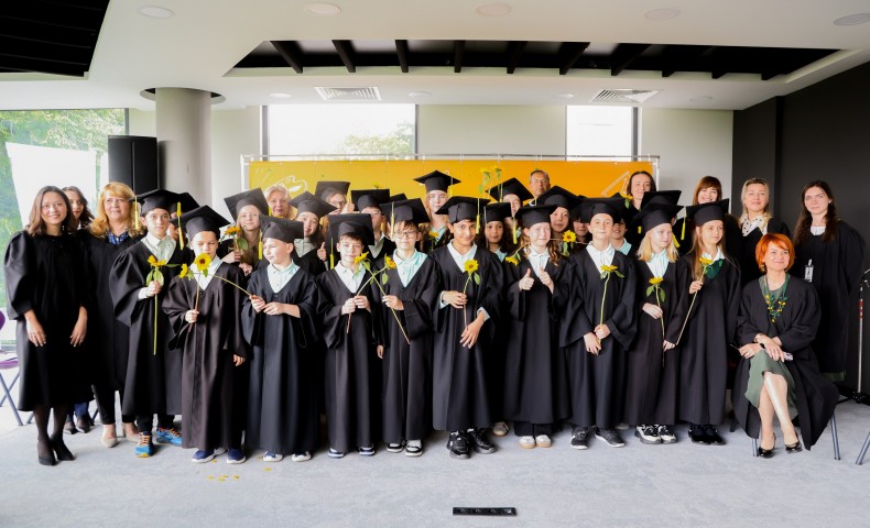 6E Graduation 2025 - image 2