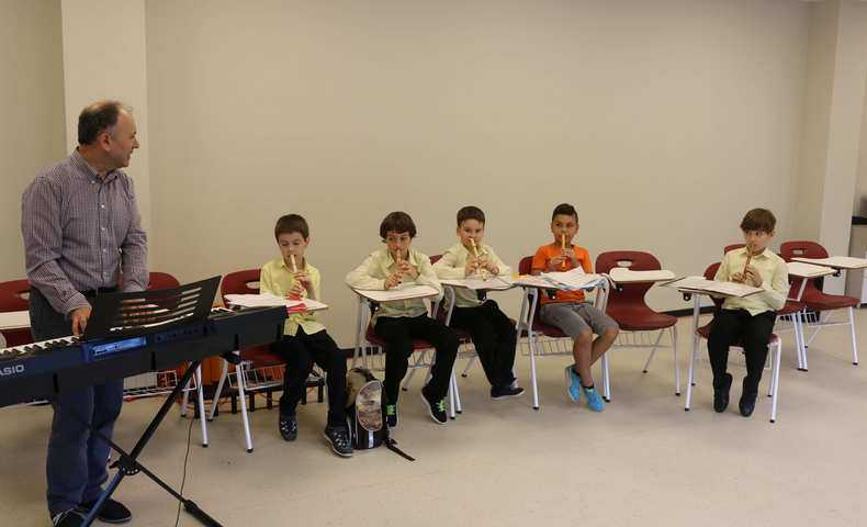 Extracurricular Clubs - image 87