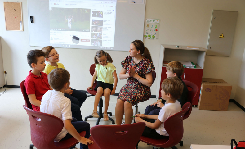 Extracurricular Clubs - image 97