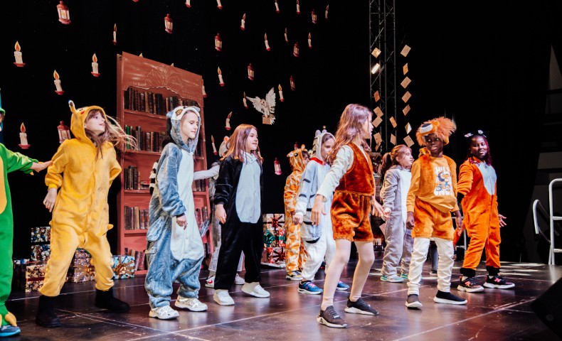 Primary Christmas Play 2022 - image 108