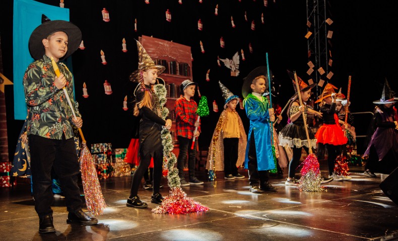 Primary Christmas Play 2022 - image 34