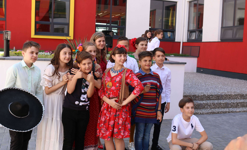 International Day - image 93