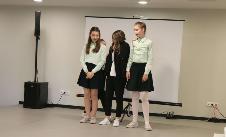 Extracurricular Clubs - image 21