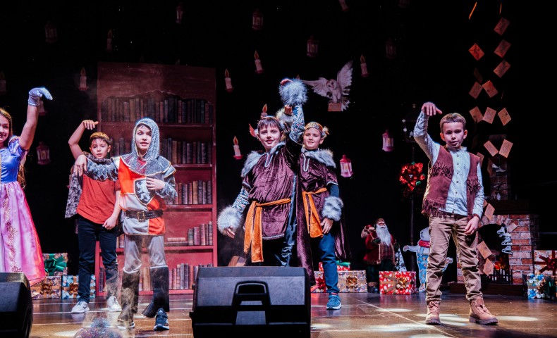 Primary Christmas Play 2022 - image 4