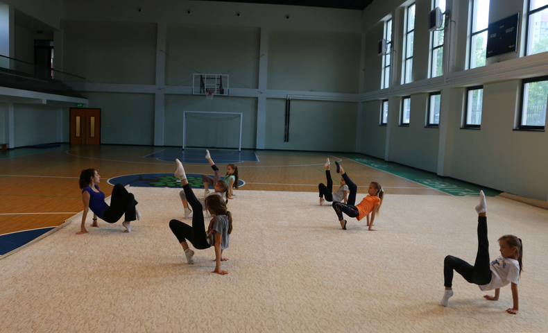 Gymnastics - image 4