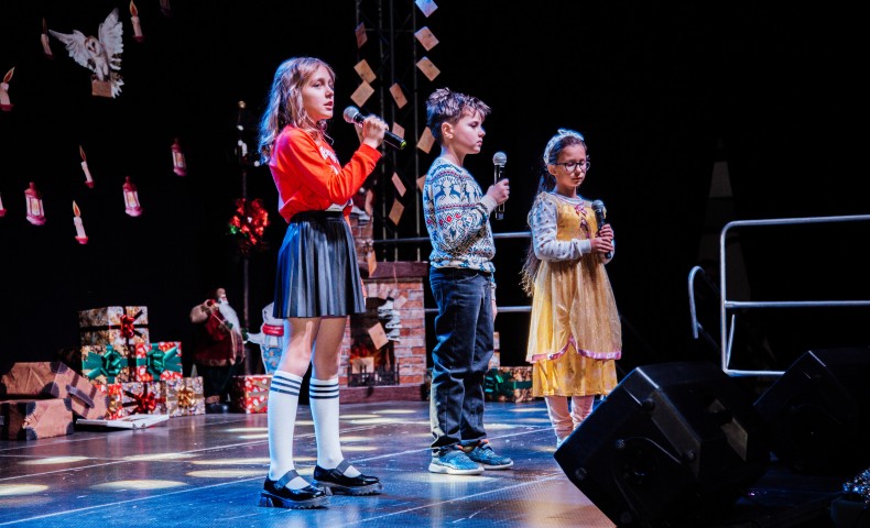 Primary Christmas Play 2022 - image 201