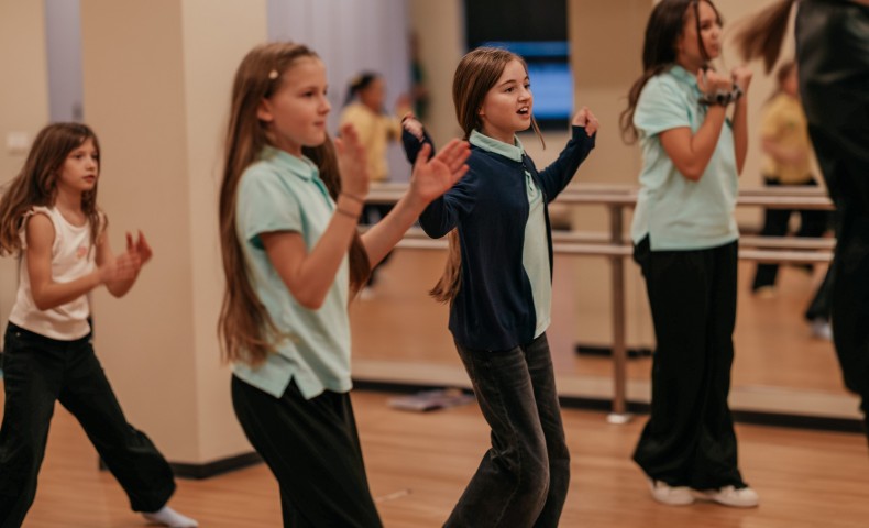 Dance Cheerleading Club - image 39