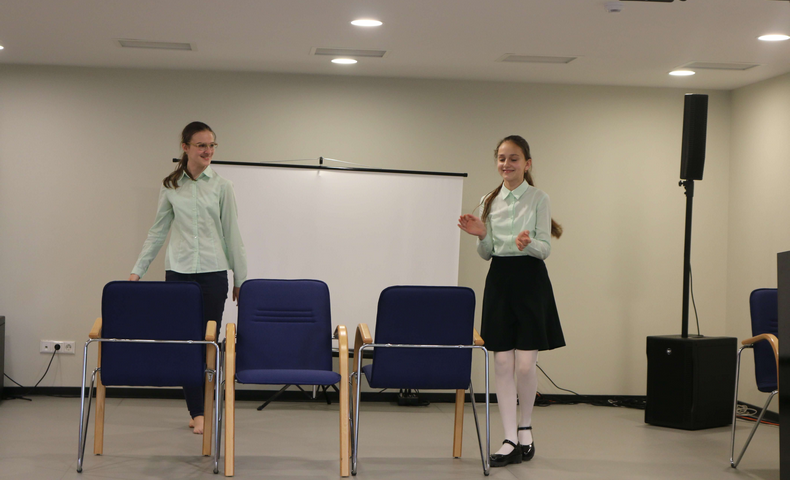 Extracurricular Clubs - image 33