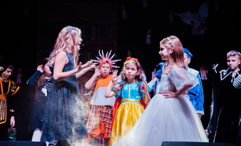 Primary Christmas Play 2022 - image 95