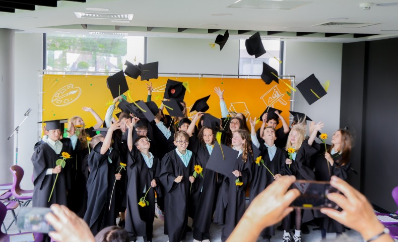 6E Graduation 2025 - image 13