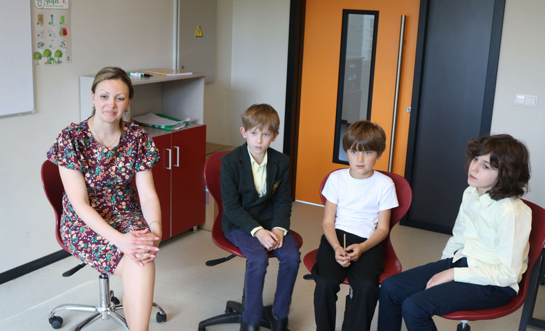 Extracurricular Clubs - image 102