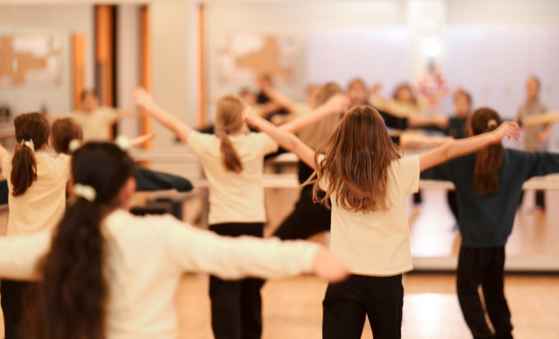 Dance Cheerleading Club - image 11