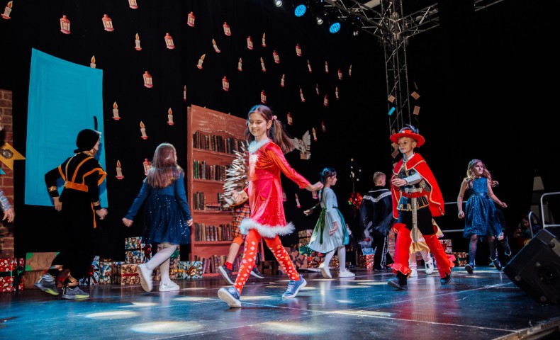 Primary Christmas Play 2022 - image 91