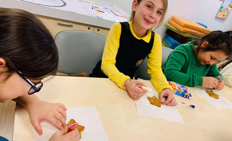 "Santa's Workshop" for Heritage Community - image 103