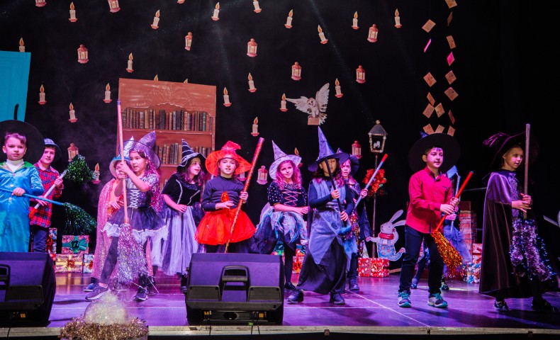 Primary Christmas Play 2022 - image 37