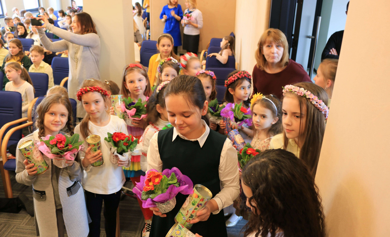 8 March 2018 - image 29