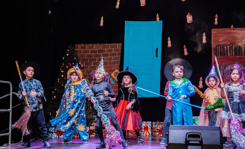 Primary Christmas Play 2022 - image 42