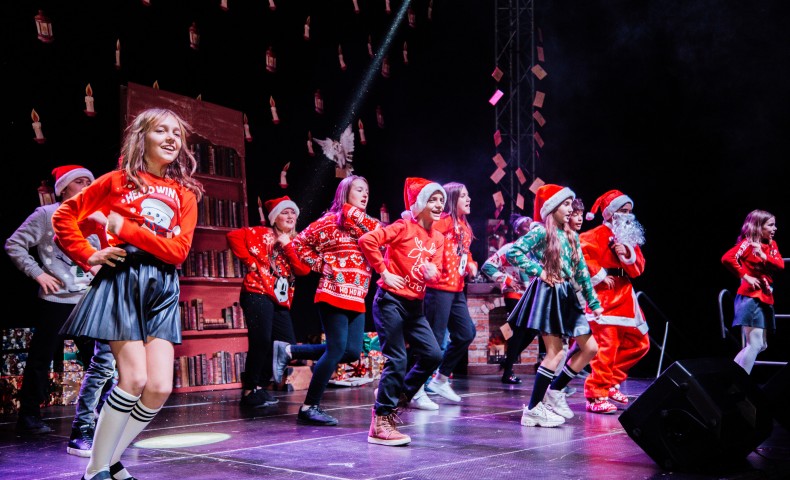 Primary Christmas Play 2022 - image 194