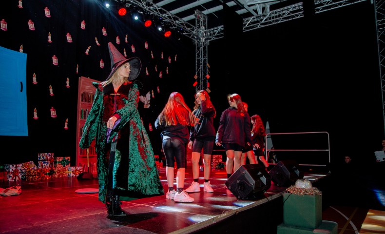 Primary Christmas Play 2022 - image 14