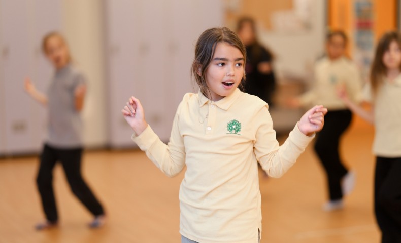 Dance Cheerleading Club - image 4