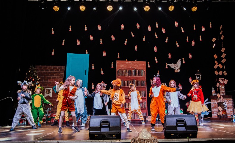 Primary Christmas Play 2022 - image 110