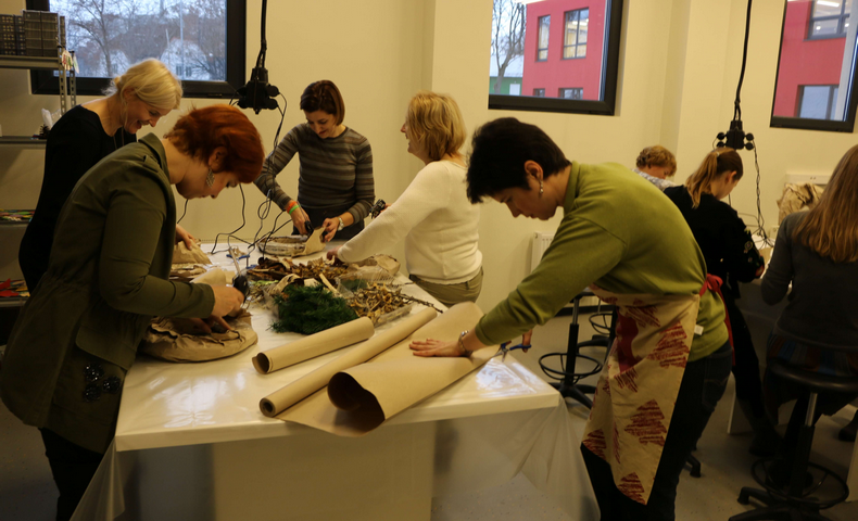 "Santa's Workshop" for Heritage Community - image 155