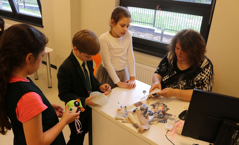 Extracurricular Clubs - image 9