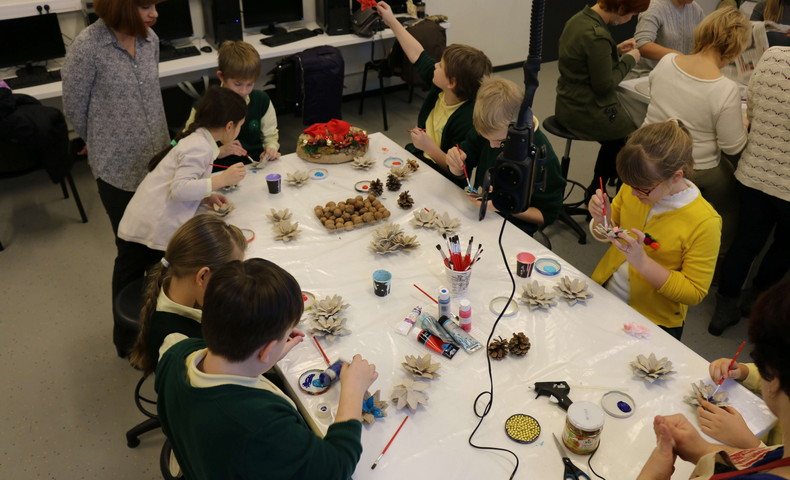 "Santa's Workshop" for Heritage Community - image 117