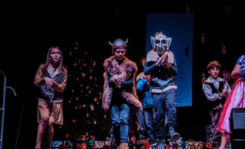 Primary Christmas Play 2022 - image 121