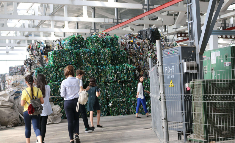 Recycling Plant Visit - image 9